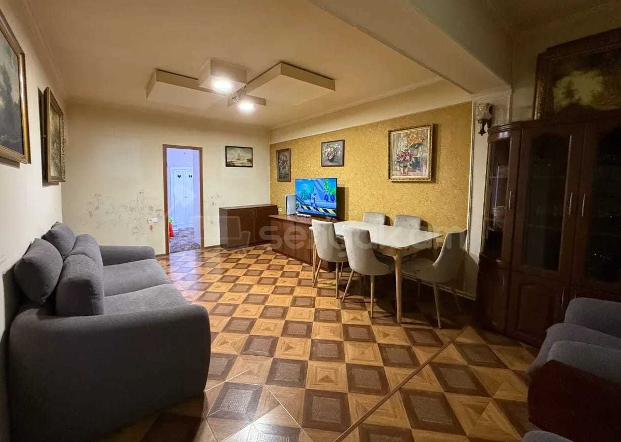 2 Սենյականոց Բնակարան Քարե Շենքում, 65քմ, 1/5 հարկ, Կապիտալ Վերանորոգված