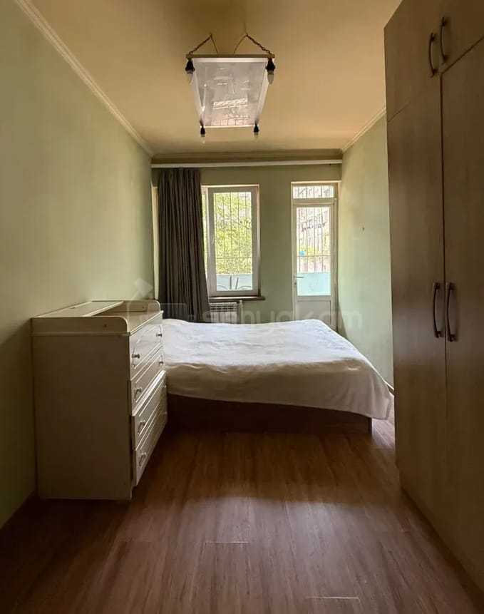 2 Սենյականոց Բնակարան Քարե Շենքում, 65քմ, 1/5 հարկ, Կապիտալ Վերանորոգված