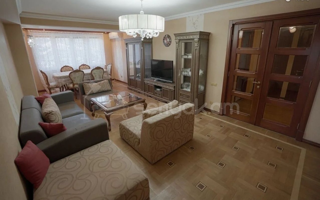 3 Սենյականոց Բնակարան, 105քմ, 14/16 հարկ, Կապիտալ Վերանորոգված, Կահավորված