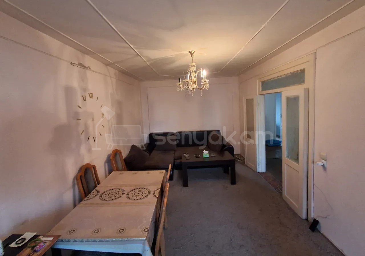 3 Սենյականոց Բնակարան, 64քմ, 4/5 հարկ, Պետական Վիճակում