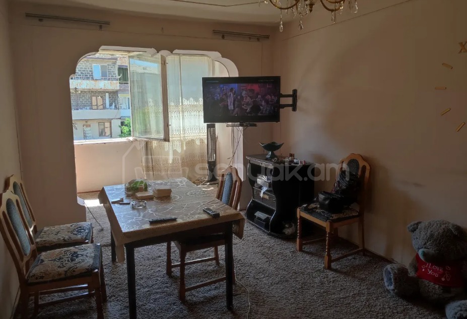 3 Սենյականոց Բնակարան, 64քմ, 4/5 հարկ, Պետական Վիճակում