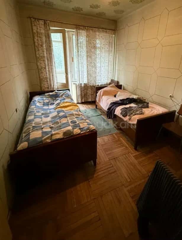 3 Սենյականոց Բնակարան Քարե Շենքում, 79քմ, 2/5 հարկ, Պետական Վիճակում