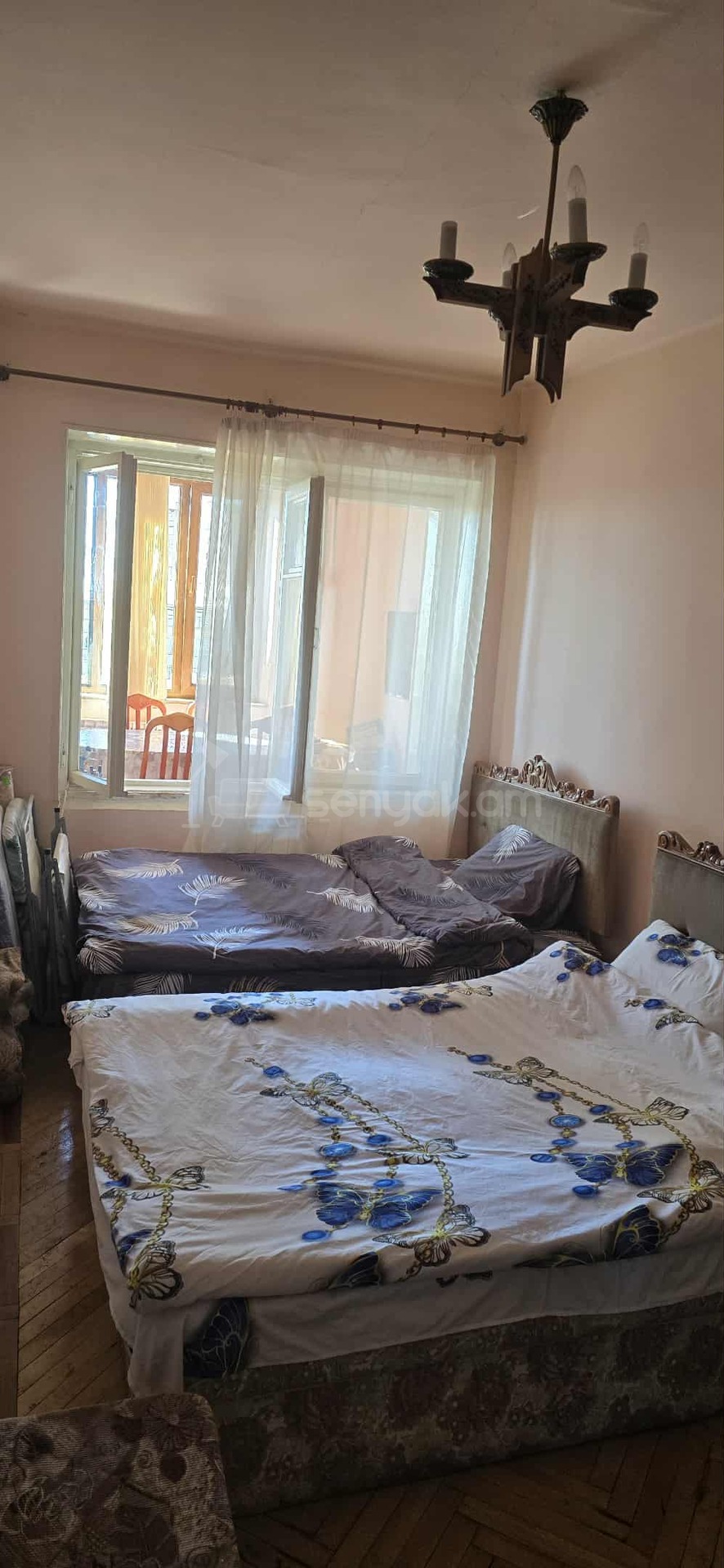 2 Սենյականոց Բնակարան Քարե Շենքում, 63քմ, 5/5 հարկ, Նորմալ Վիճակում