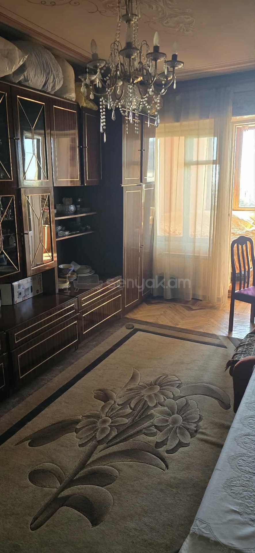 2 Սենյականոց Բնակարան Քարե Շենքում, 63քմ, 5/5 հարկ, Նորմալ Վիճակում