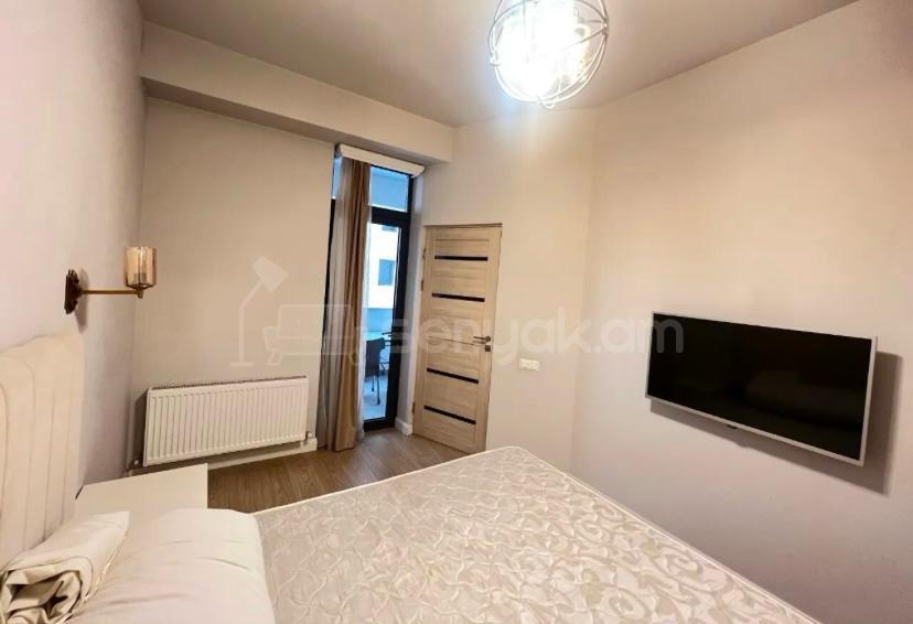 2 Սենյականոց Բնակարան Նորակառույցում, 50քմ, 6/15 հարկ, Դիզայներական Վերանորոգված, Կահավորված, Արևկող