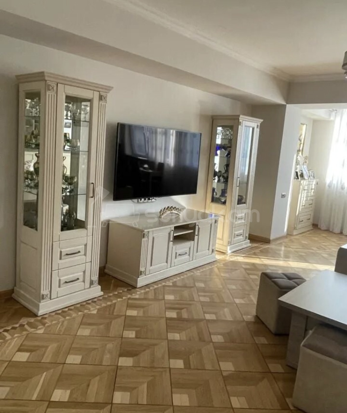 3 Սենյականոց Բնակարան Քարե Շենքում, 92քմ, 5/9 հարկ, Դիզայներական Վերանորոգված