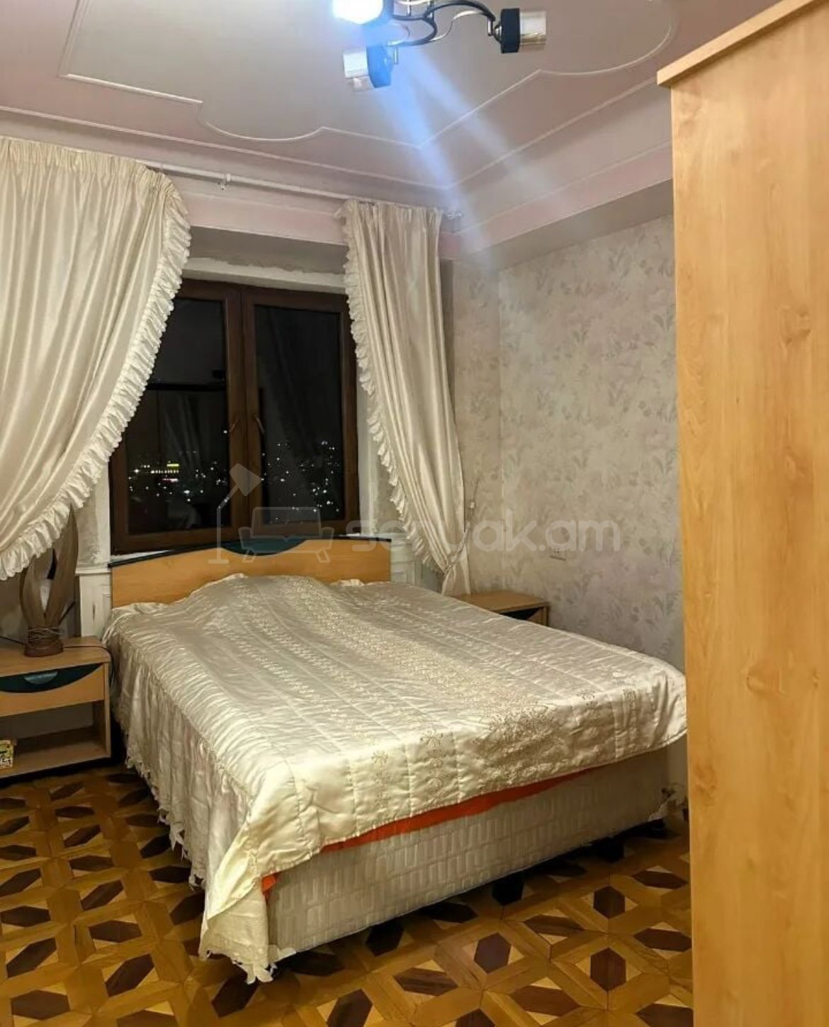 3 Սենյականոց Բնակարան, 110քմ, 14/16 հարկ, Կապիտալ Վերանորոգված, Կահավորված, Արևկող