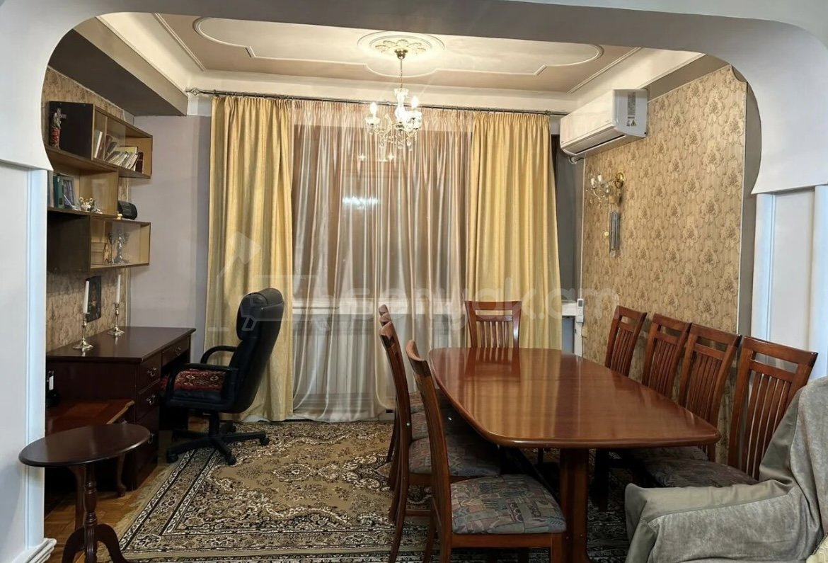 3 Սենյականոց Բնակարան, 110քմ, 14/16 հարկ, Կապիտալ Վերանորոգված, Կահավորված, Արևկող