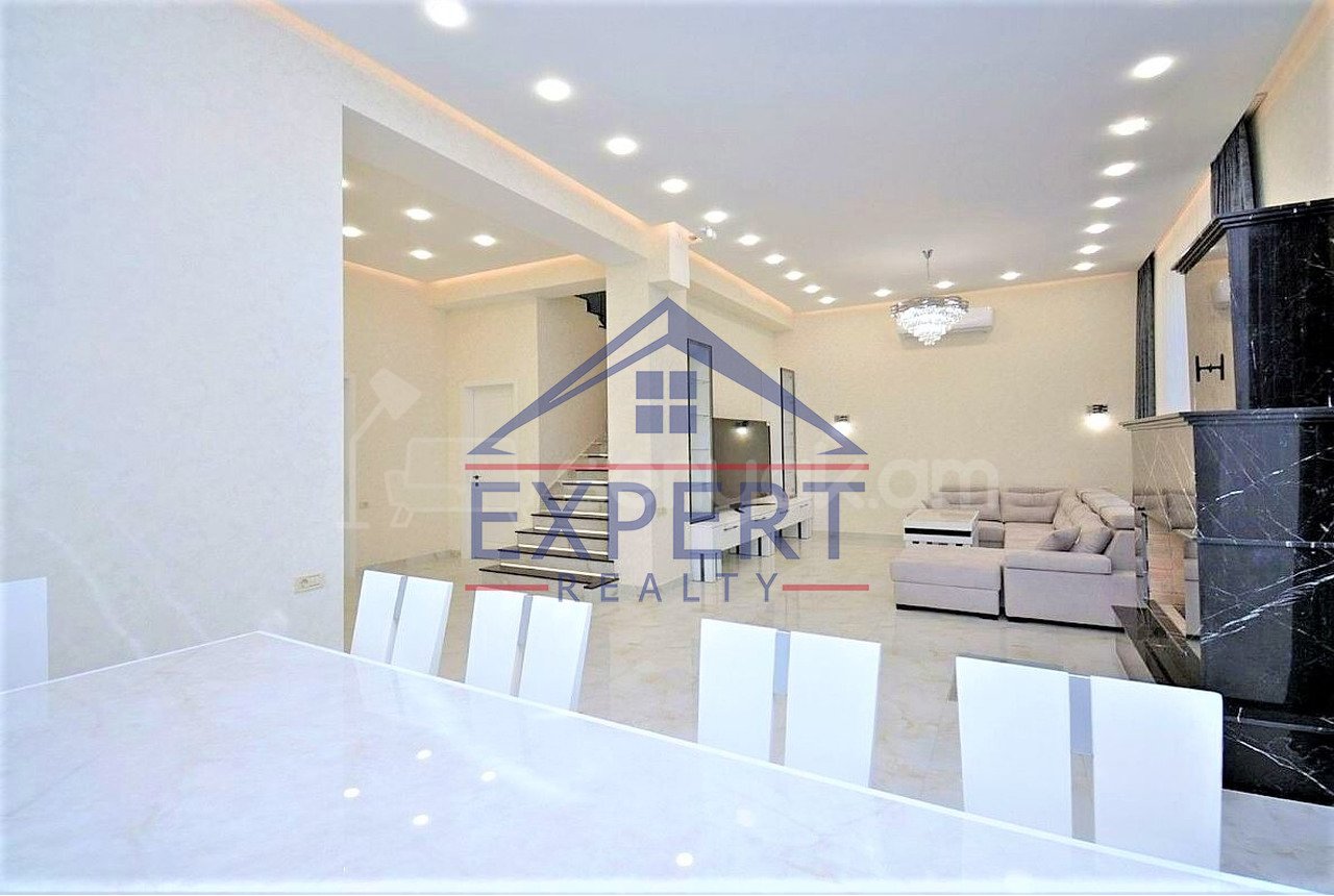 6 Սենյականոց Շքեղ Առանձնատուն, 300քմ, Լողավազանով, Ավտոտնակով