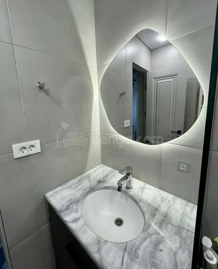 2 Սենյականոց Բնակարան, 50քմ, 2/8 հարկ, Կապիտալ Վերանորոգված