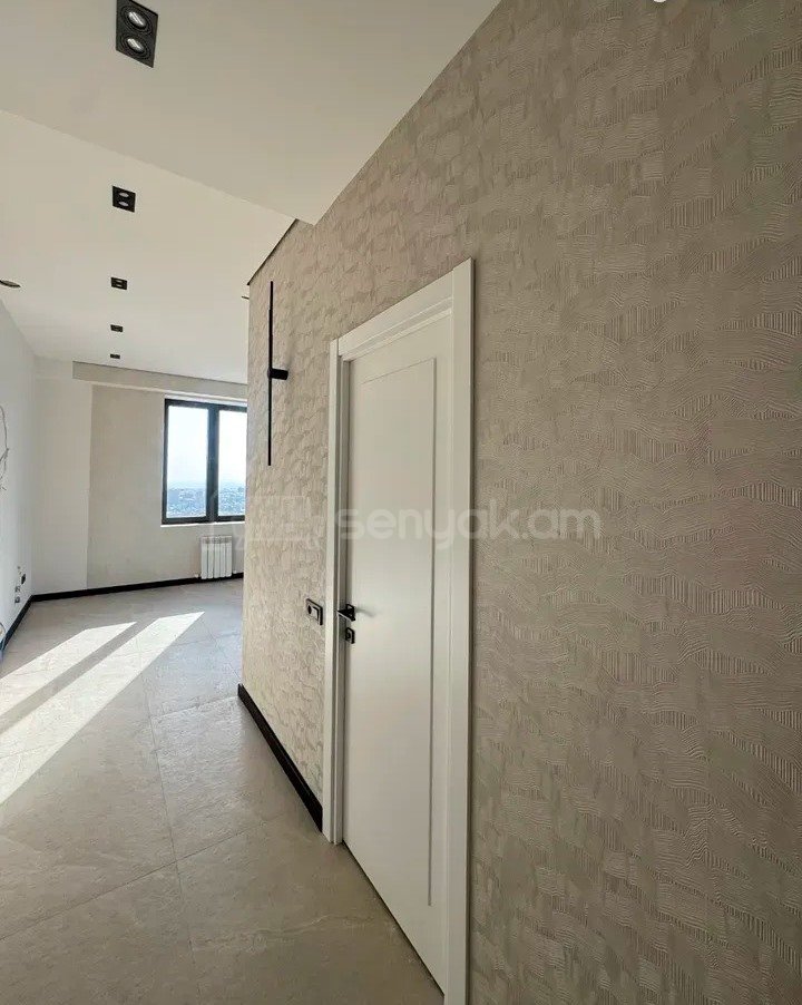 3 Սենյականոց Բնակարան Նորակառույցում, 62քմ, 18/22 հարկ, Կապիտալ Վերանորոգված