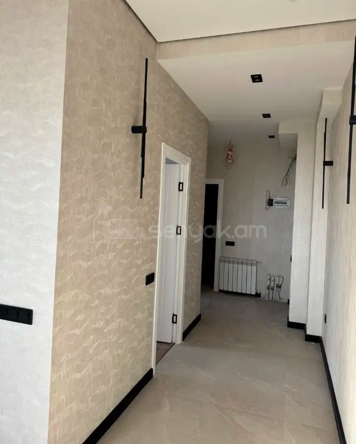 3 Սենյականոց Բնակարան Նորակառույցում, 62քմ, 18/22 հարկ, Կապիտալ Վերանորոգված