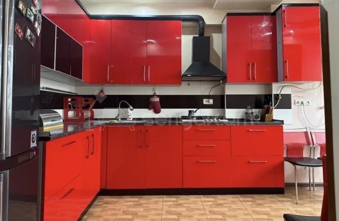 3 Սենյականոց Բնակարան, 91քմ, 2/9 հարկ, Կապիտալ Վերանորոգված