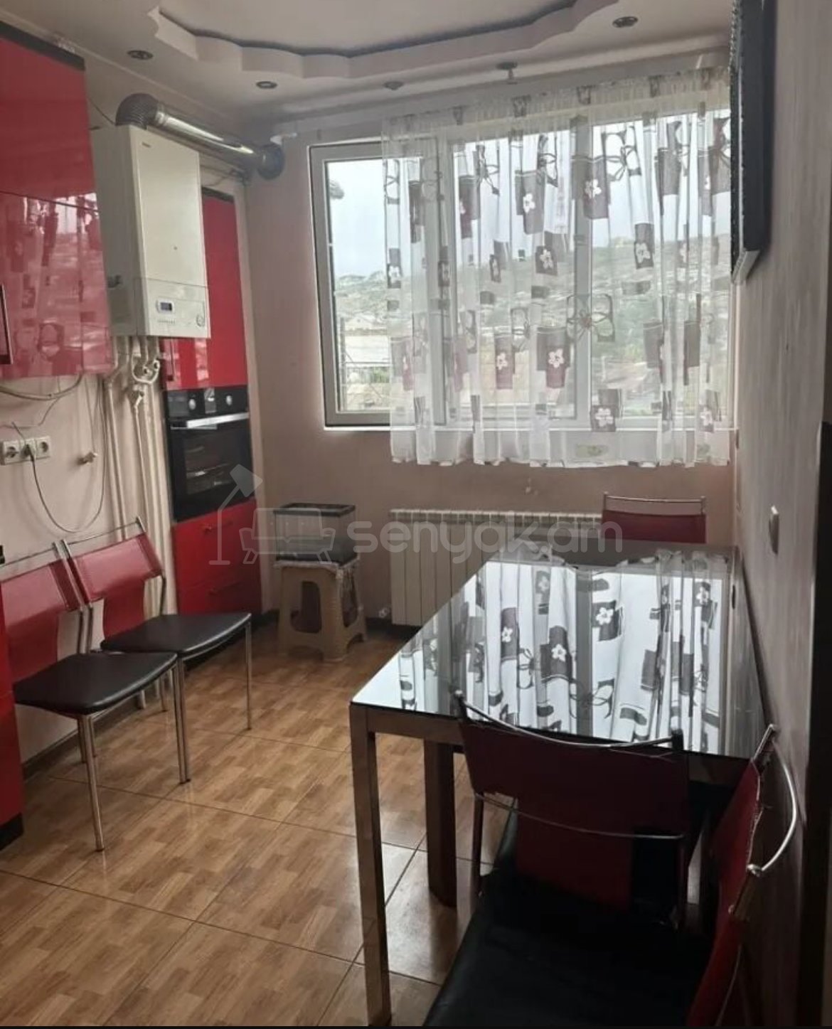 3 Սենյականոց Բնակարան, 91քմ, 2/9 հարկ, Կապիտալ Վերանորոգված