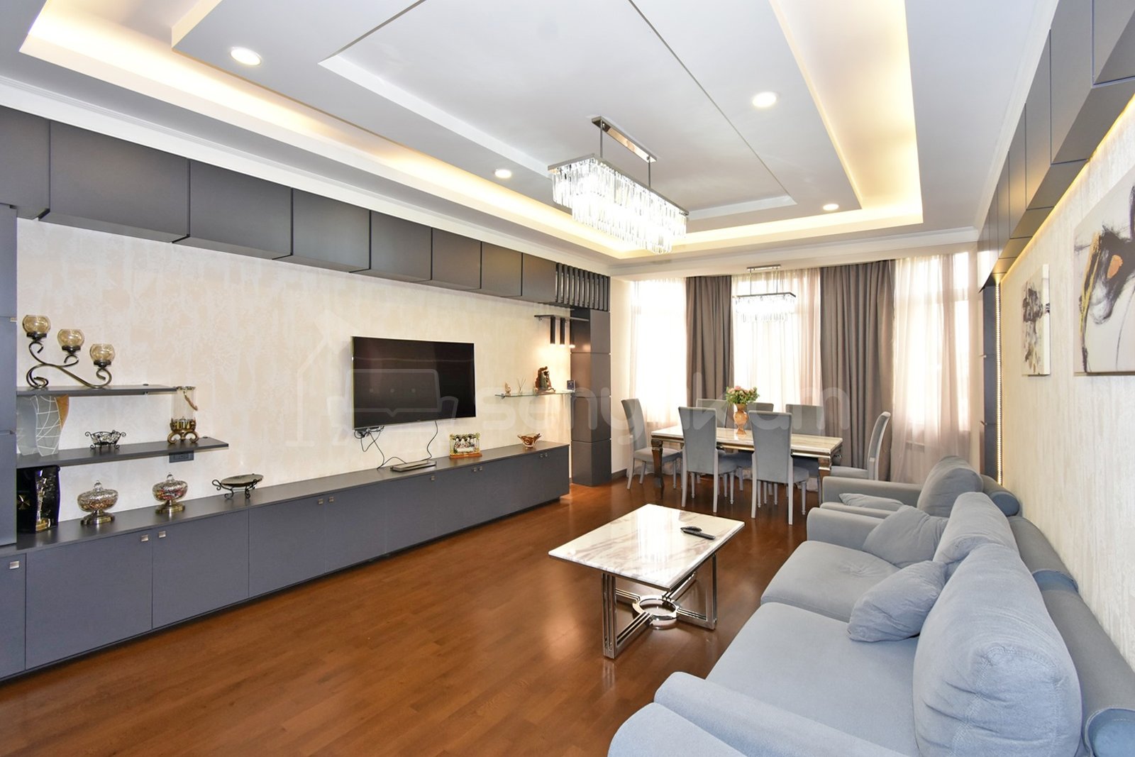 6 Սենյականոց Բնակարան Նորակառույցում, 233քմ, 6/6 հարկ, Դիզայներական Վերանորոգված, Կահավորված, Արևկող