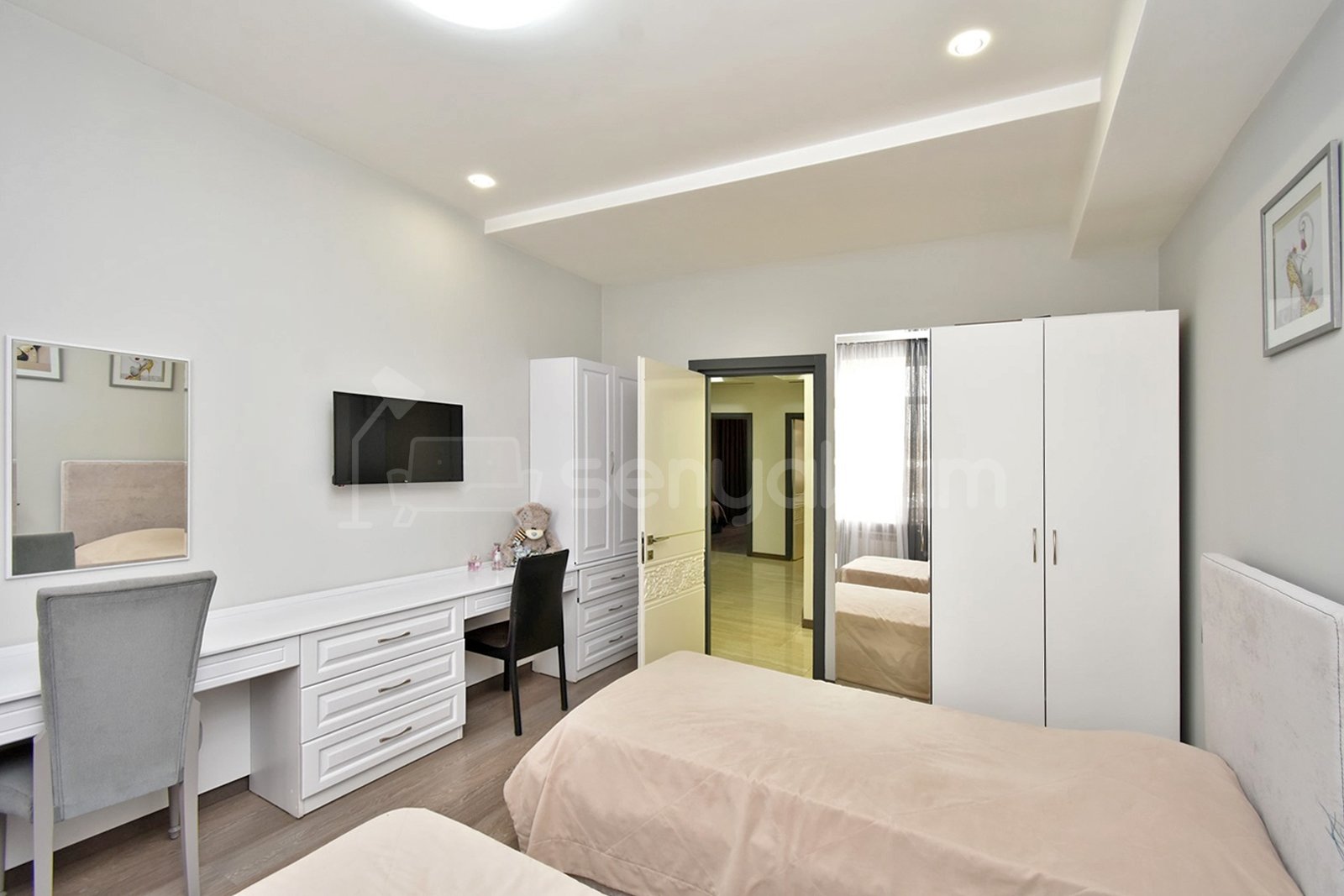 6 Սենյականոց Բնակարան Նորակառույցում, 233քմ, 6/6 հարկ, Դիզայներական Վերանորոգված, Կահավորված, Արևկող