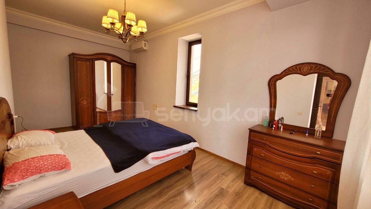 3 Սենյականոց Բնակարան Նորակառույցում, 90քմ, 3/5 հարկ, Կապիտալ Վերանորոգված, Կահավորված, Արևկող