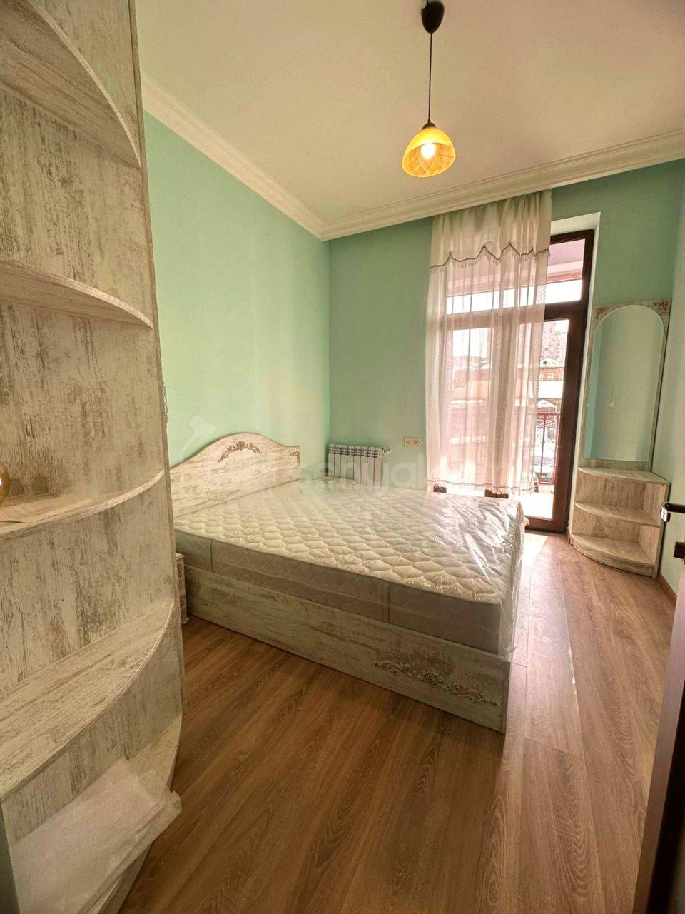 3 Սենյականոց Բնակարան Նորակառույցում, 90քմ, 3/5 հարկ, Կապիտալ Վերանորոգված, Կահավորված, Արևկող