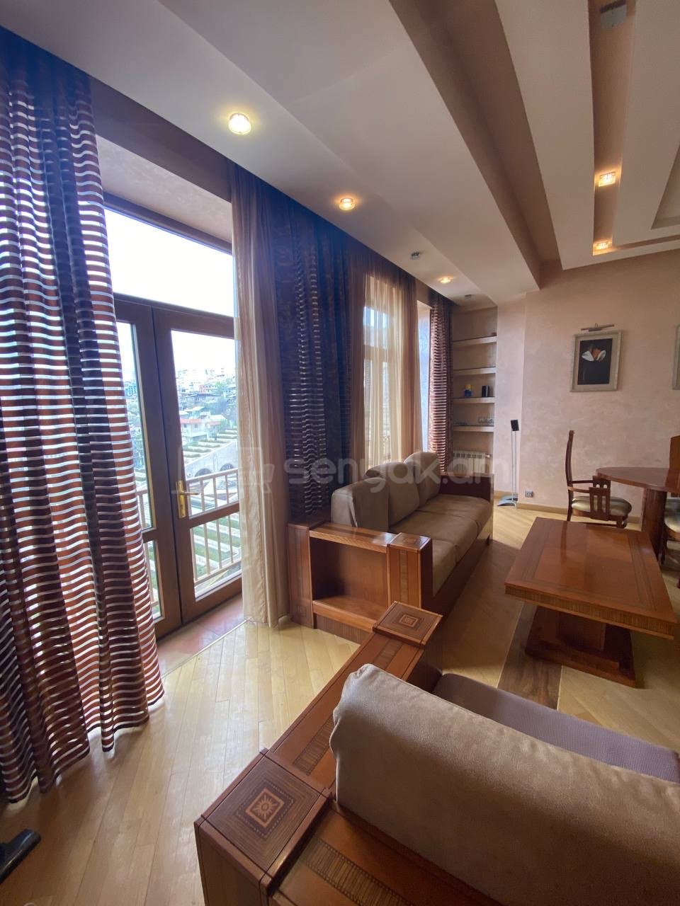 3 Սենյականոց Բնակարան Նորակառույցում, 137քմ, 5/13 հարկ, Դիզայներական Վերանորոգված