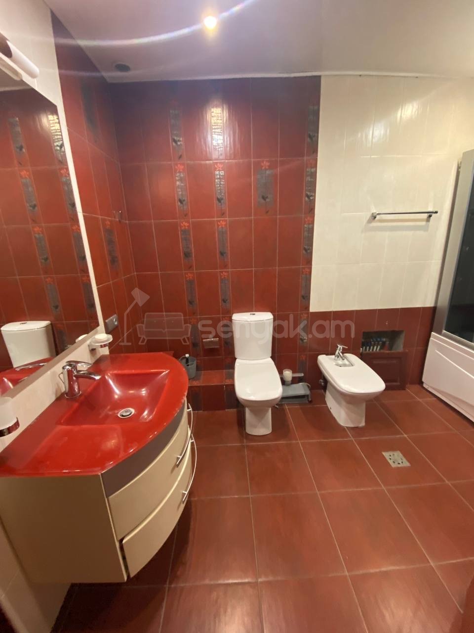 3 Սենյականոց Բնակարան Նորակառույցում, 137քմ, 5/13 հարկ, Դիզայներական Վերանորոգված