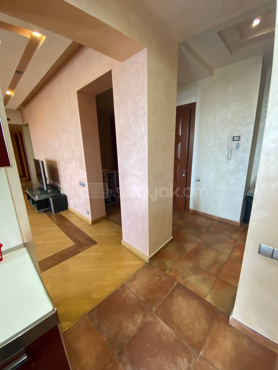 3 Սենյականոց Բնակարան Նորակառույցում, 137քմ, 5/13 հարկ, Դիզայներական Վերանորոգված