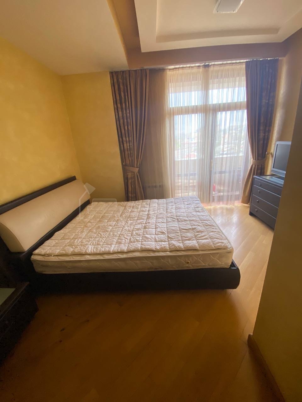 3 Սենյականոց Բնակարան Նորակառույցում, 137քմ, 5/13 հարկ, Դիզայներական Վերանորոգված