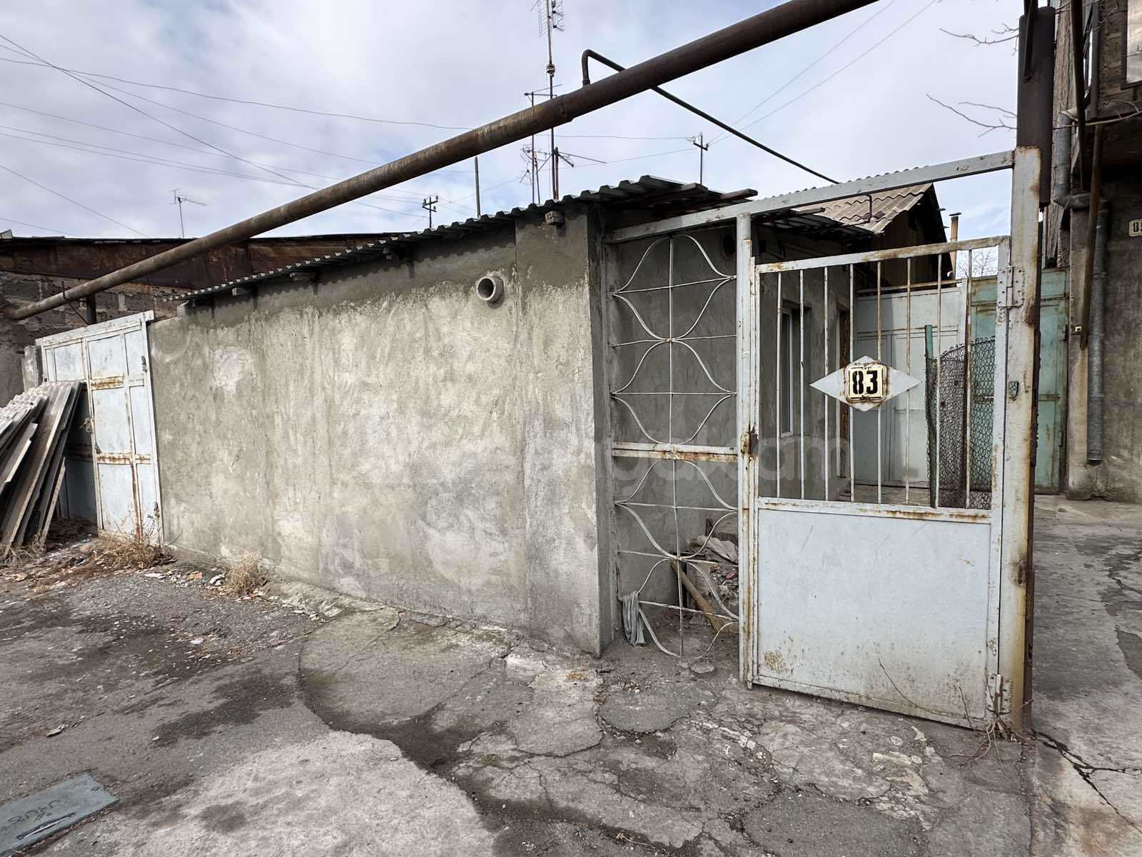 5 Սենյականոց Սեփական Տուն, 105քմ, Կոսմետիկ Վերանորոգված, Ավտոտնակով