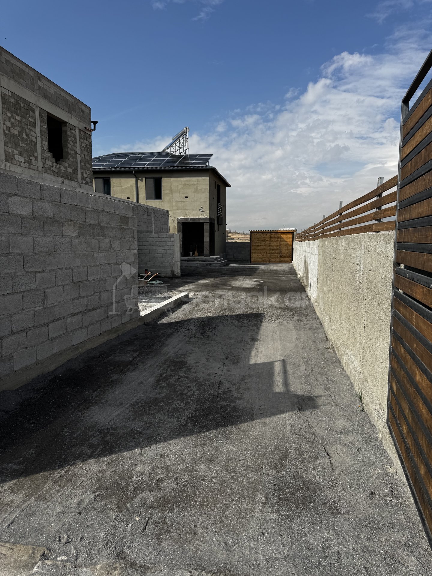 7 Սենյականոց Սեփական Տուն, 235քմ, Կապիտալ Վերանորոգված, Ավտոտնակով