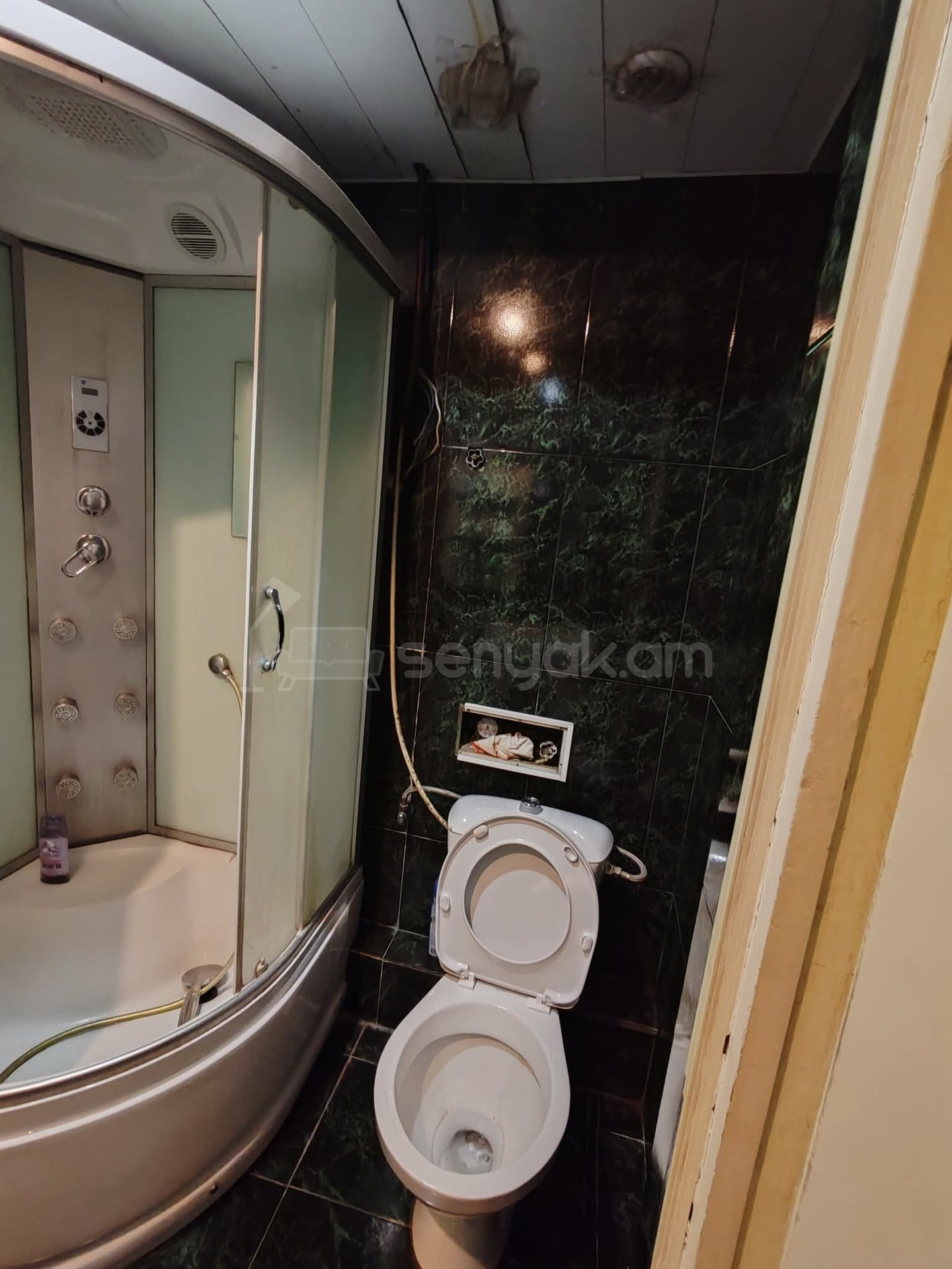 3 Սենյականոց Բնակարան, 80քմ, 2/9 հարկ, Նորմալ Վիճակում, Կահավորված