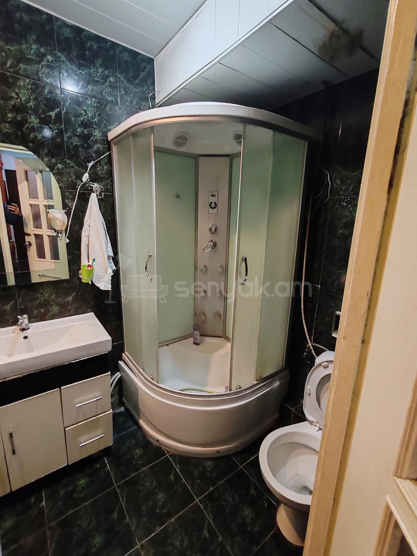 3 Սենյականոց Բնակարան, 80քմ, 2/9 հարկ, Նորմալ Վիճակում, Կահավորված