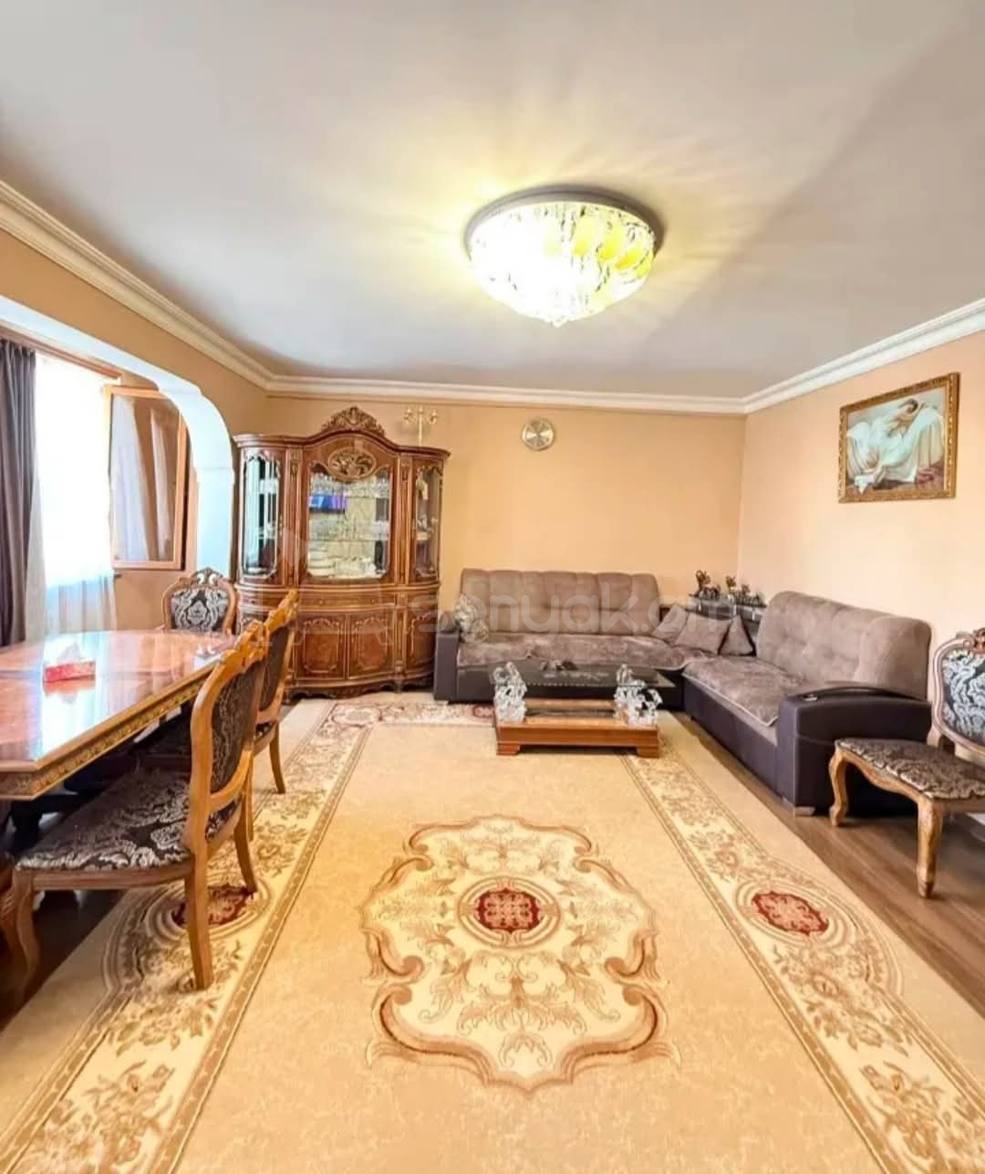 3 Սենյականոց Բնակարան, 90քմ, 8/9 հարկ, Կոսմետիկ Վերանորոգված, Կահավորված