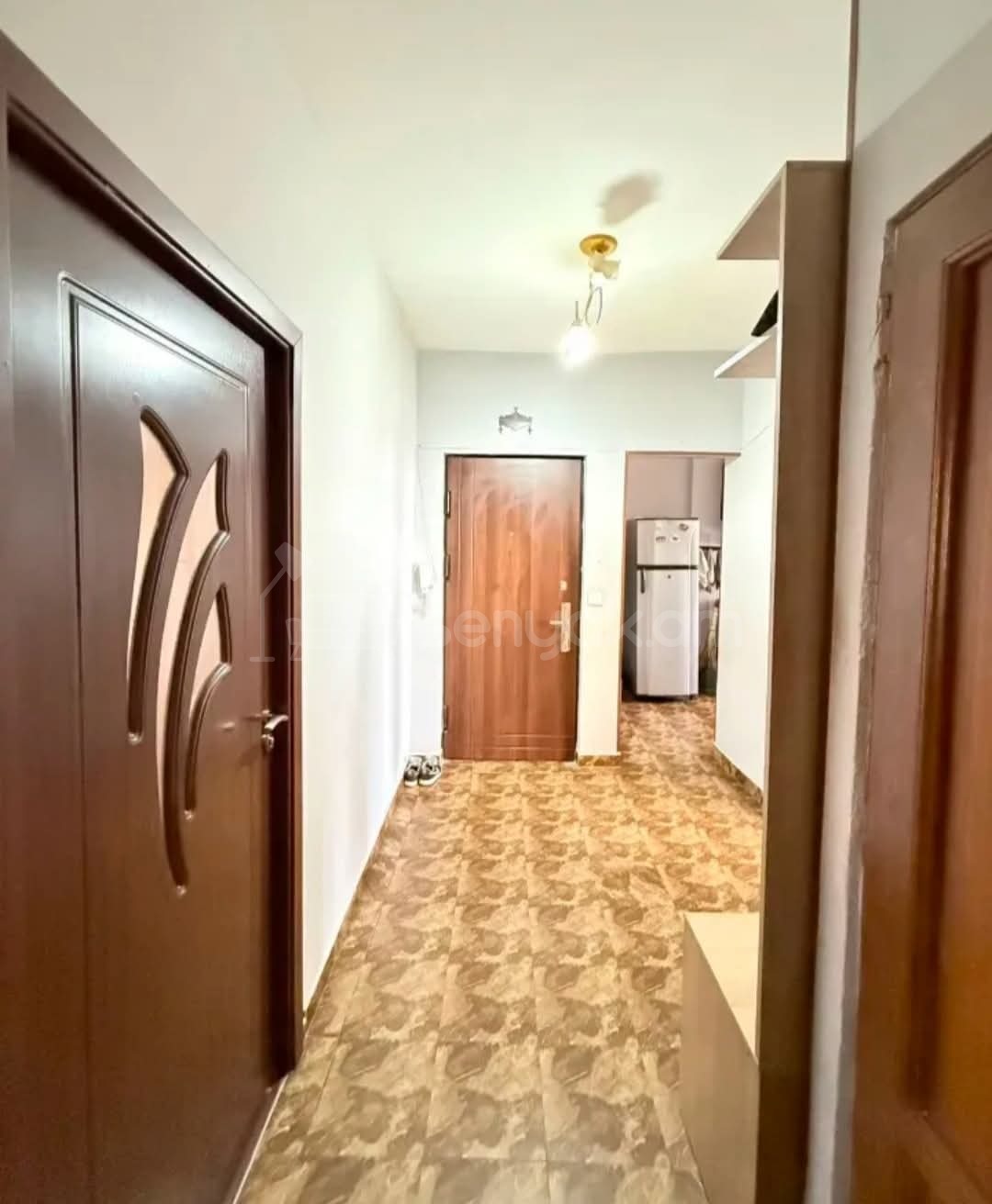 3 Սենյականոց Բնակարան, 90քմ, 8/9 հարկ, Կոսմետիկ Վերանորոգված, Կահավորված