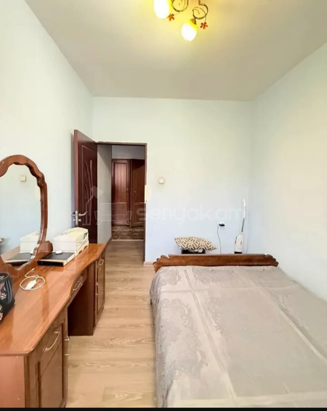 3 Սենյականոց Բնակարան, 90քմ, 8/9 հարկ, Կոսմետիկ Վերանորոգված, Կահավորված