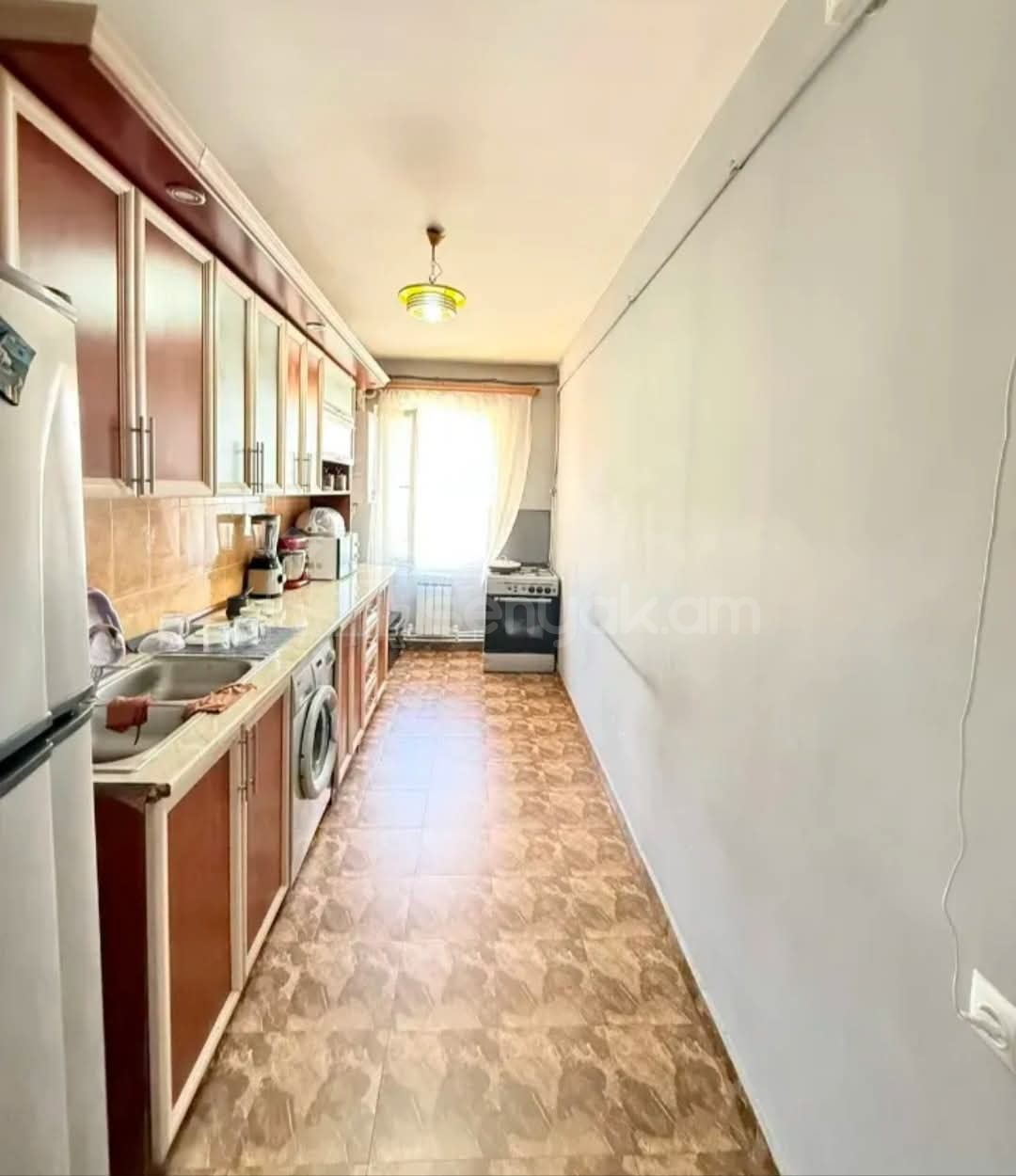 3 Սենյականոց Բնակարան, 90քմ, 8/9 հարկ, Կոսմետիկ Վերանորոգված, Կահավորված