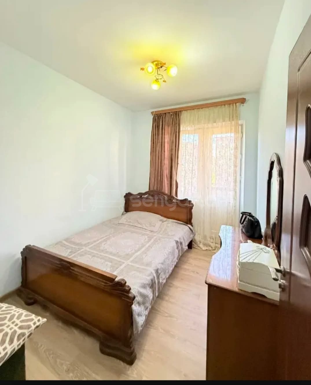 3 Սենյականոց Բնակարան, 90քմ, 8/9 հարկ, Նորմալ Վիճակում