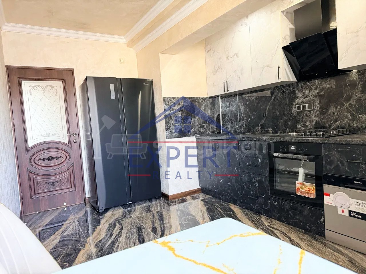 3 Սենյականոց Բնակարան, 86քմ, 9/9 հարկ, Կապիտալ Վերանորոգված, Կահավորված