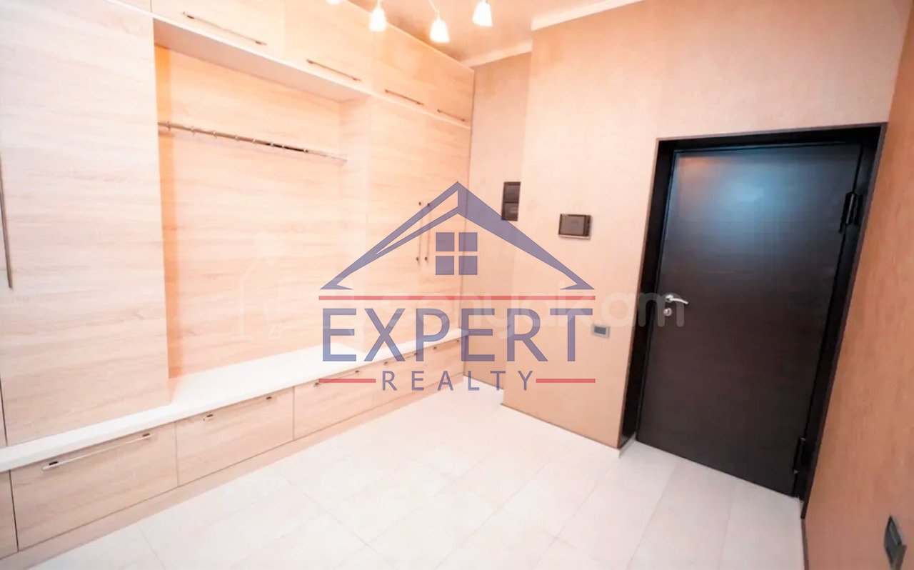 3 Սենյականոց Բնակարան Նորակառույցում, 120քմ, 8/10 հարկ, Կապիտալ Վերանորոգված, Կահավորված, Արևկող