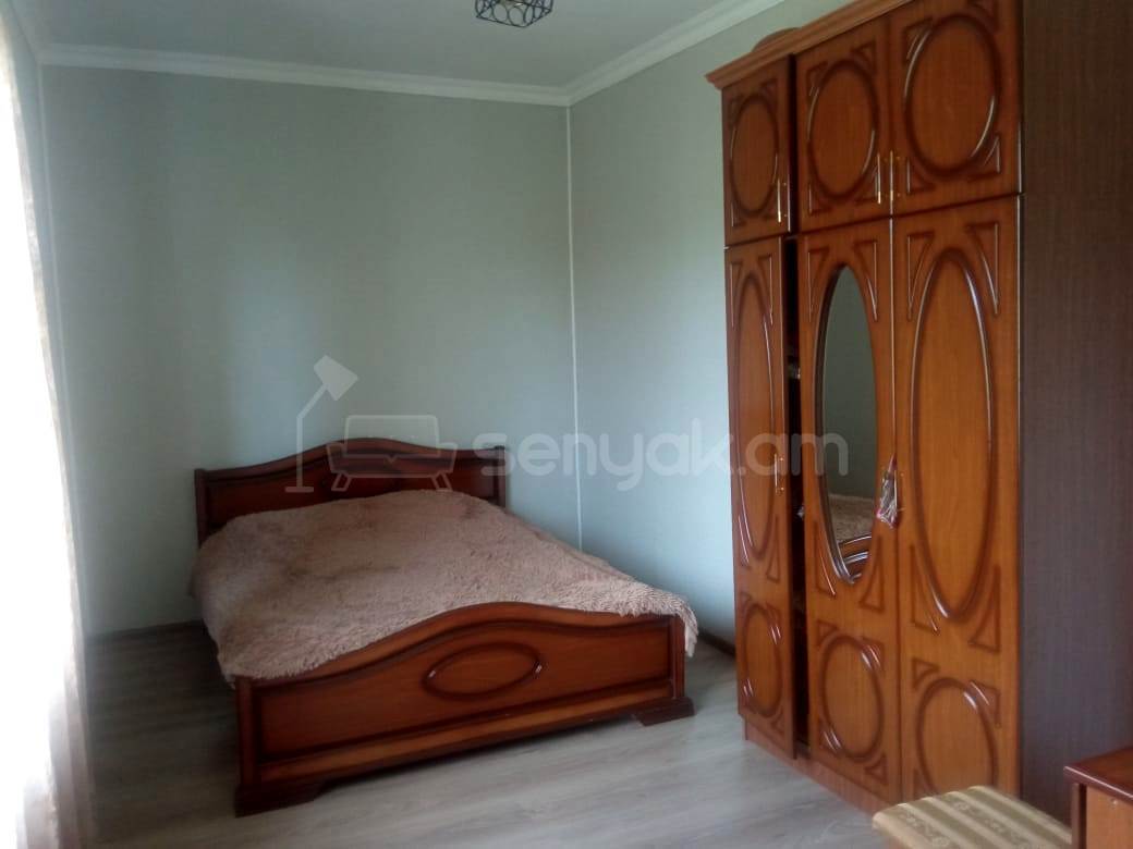 8 Սենյականոց Սեփական Տուն, 300քմ, Կոսմետիկ Վերանորոգված