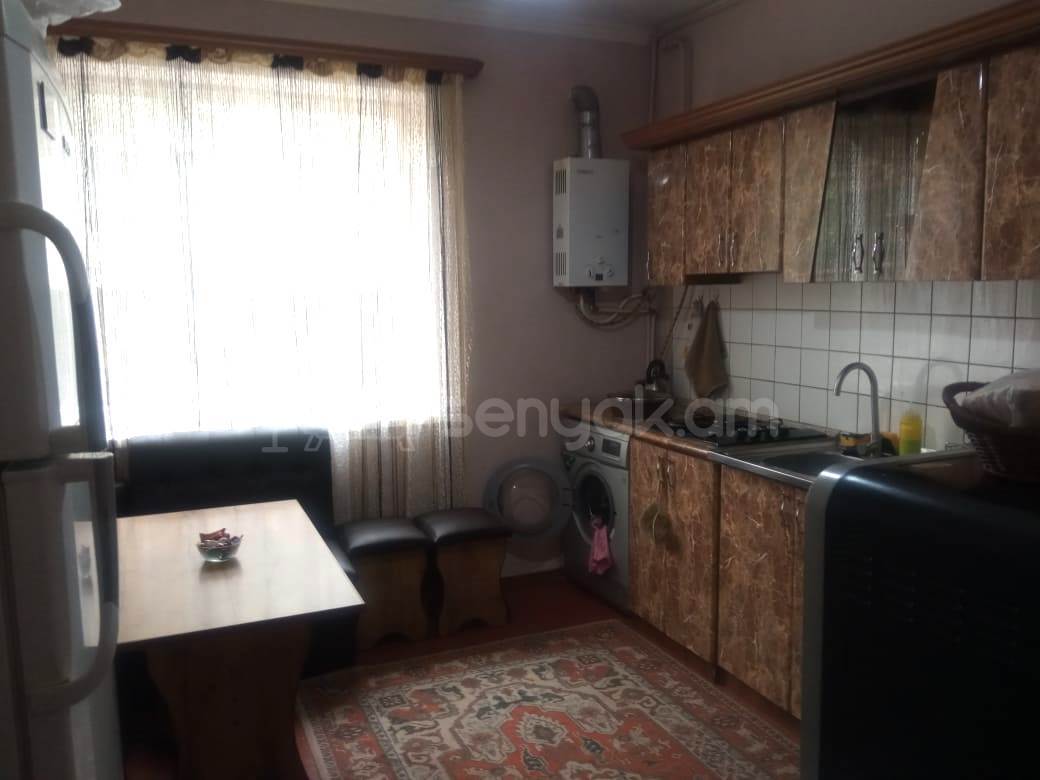 8 Սենյականոց Սեփական Տուն, 300քմ, Կոսմետիկ Վերանորոգված