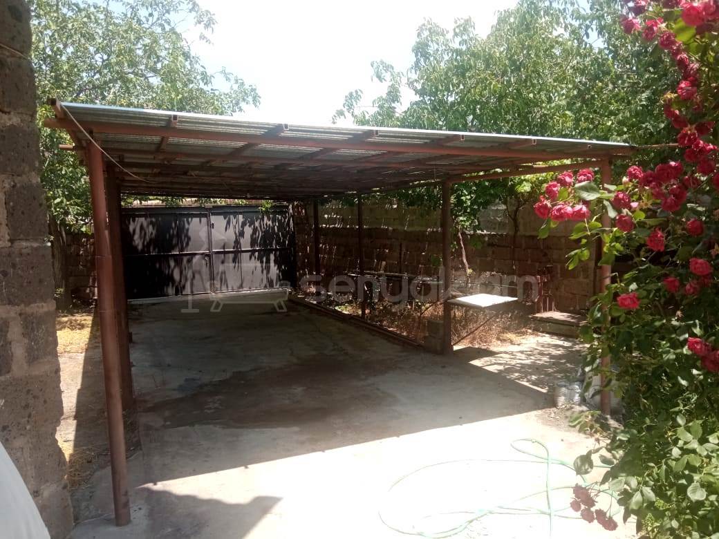 8 Սենյականոց Սեփական Տուն, 300քմ, Կոսմետիկ Վերանորոգված