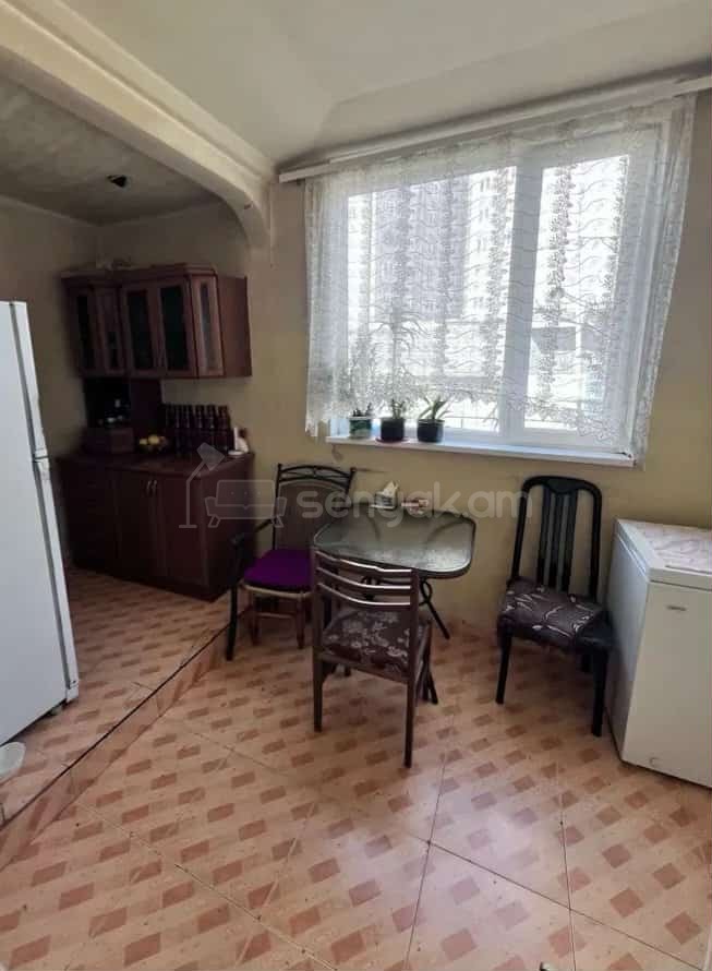 2 Սենյականոց Բնակարան, 57քմ, 2/5 հարկ, Կապիտալ Վերանորոգված