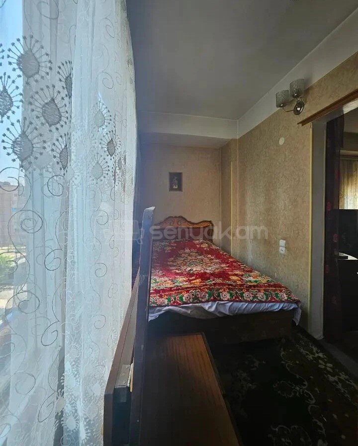 1 Սենյականոց Բնակարան, 45քմ, 3/9 հարկ, Նորմալ Վիճակում