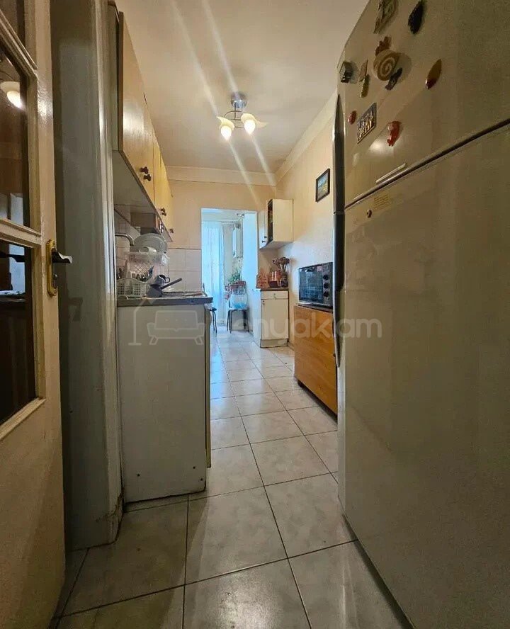 1 Սենյականոց Բնակարան, 45քմ, 3/9 հարկ, Նորմալ Վիճակում