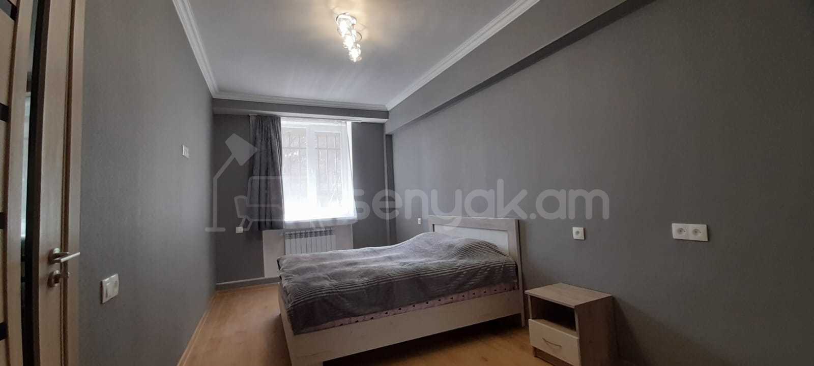 2 Սենյականոց Բնակարան, 40քմ, 1/9 հարկ, Դիզայներական Վերանորոգված, Կահավորված, Արևկող