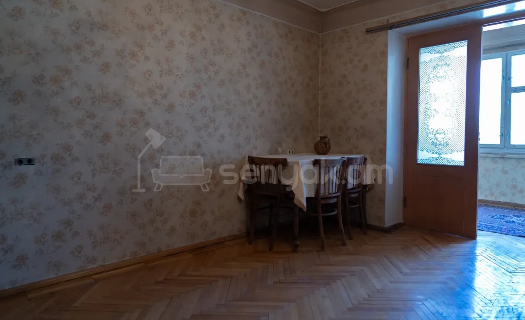 2 Սենյականոց Բնակարան Քարե Շենքում, 66քմ, 5/6 հարկ, Նորմալ Վիճակում