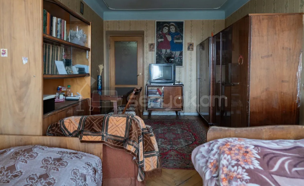 2 Սենյականոց Բնակարան Քարե Շենքում, 66քմ, 5/6 հարկ, Նորմալ Վիճակում