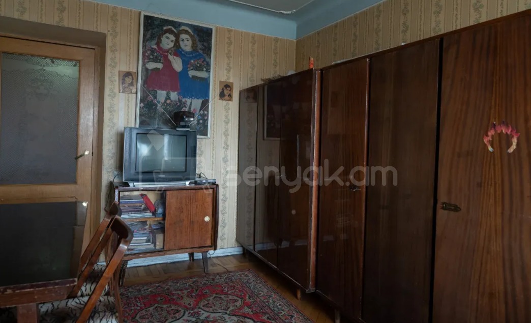 2 Սենյականոց Բնակարան Քարե Շենքում, 66քմ, 5/6 հարկ, Նորմալ Վիճակում