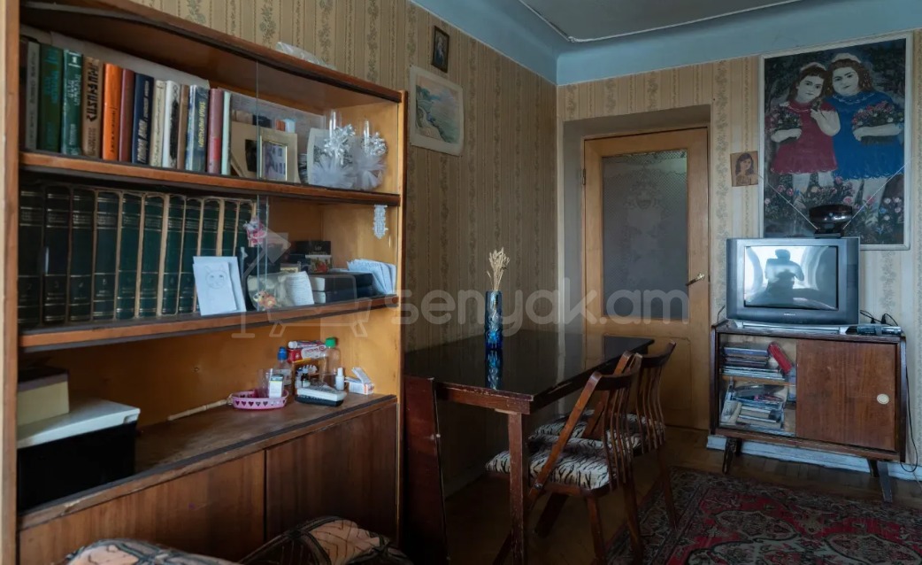 2 Սենյականոց Բնակարան Քարե Շենքում, 66քմ, 5/6 հարկ, Նորմալ Վիճակում