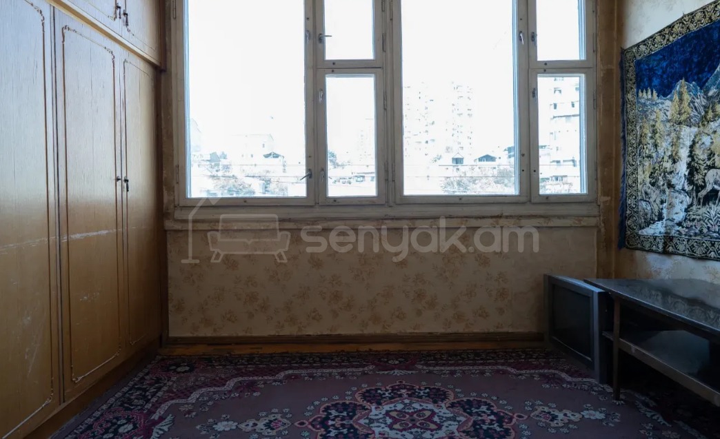 2 Սենյականոց Բնակարան Քարե Շենքում, 66քմ, 5/6 հարկ, Նորմալ Վիճակում