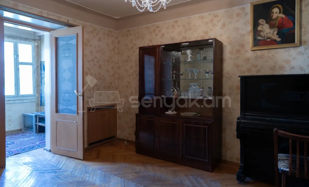 2 Սենյականոց Բնակարան Քարե Շենքում, 66քմ, 5/6 հարկ, Նորմալ Վիճակում